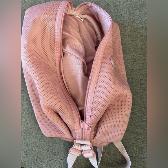 Fabletics Sling Backpack - Picture 5 of 5